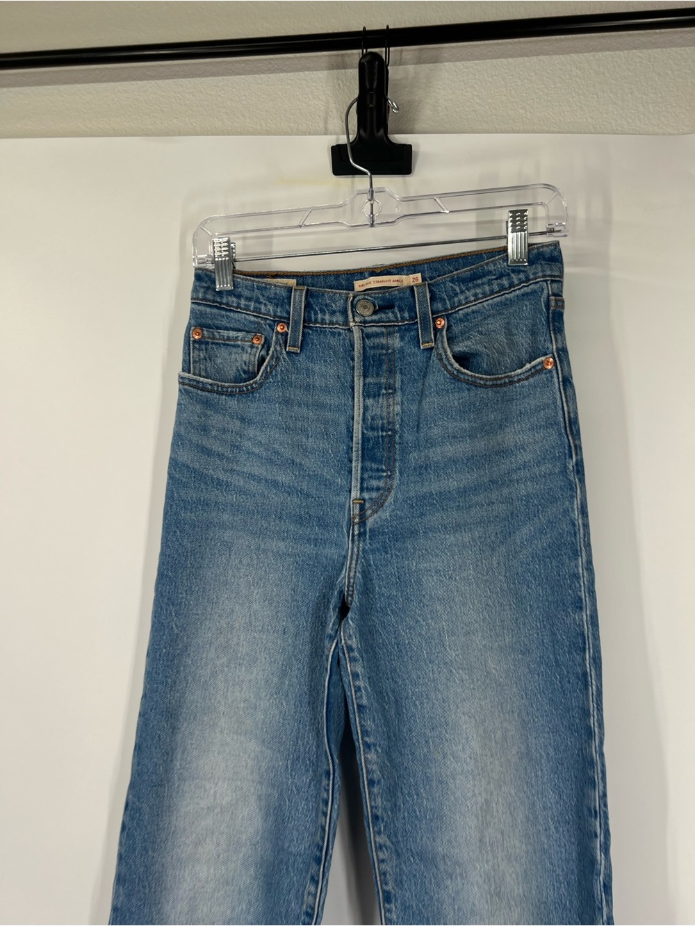 Levi’s Ribcage Straight Ankle Jeans Button Fly High Rise - Picture 2 of 8